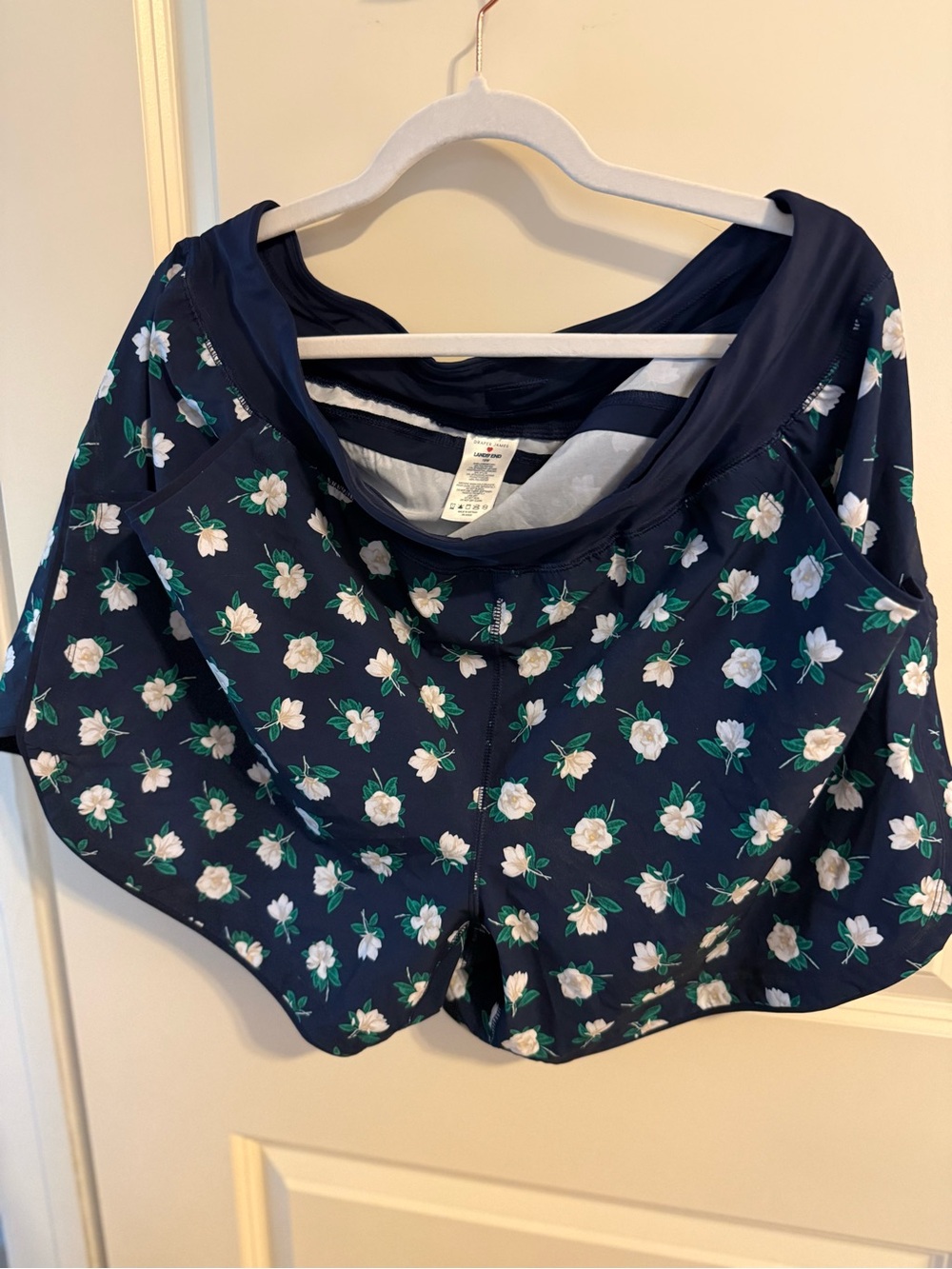 Worn On e Draper James Navy Floral Athletic Shorts